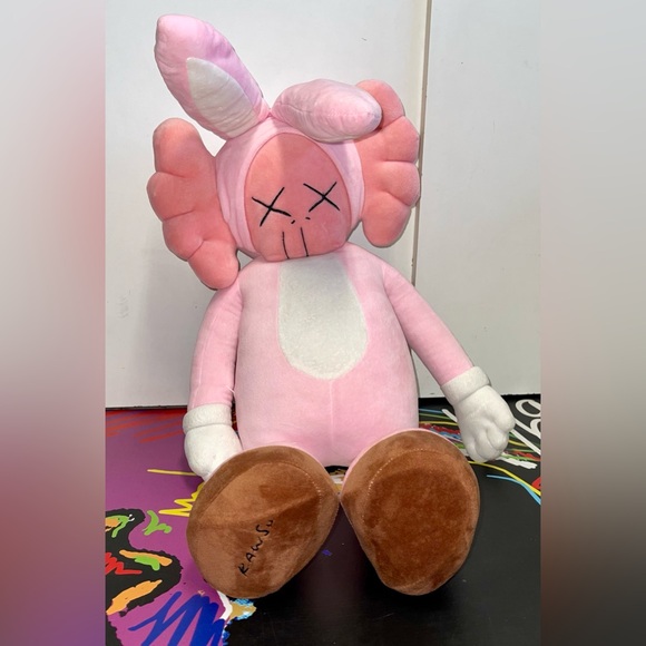RARE KAWS x LANE CRAWFORD 36” ACCOMPLICE PLUSH - Picture 2 of 7
